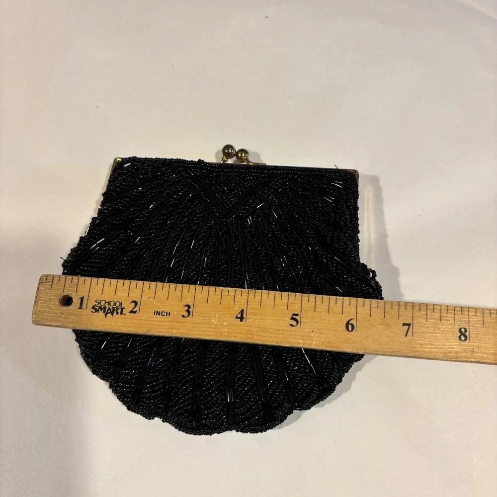 La Regale Black Beaded Shell Evening Clutch‎ Bag Vintage Kiss Lock Formal Purse